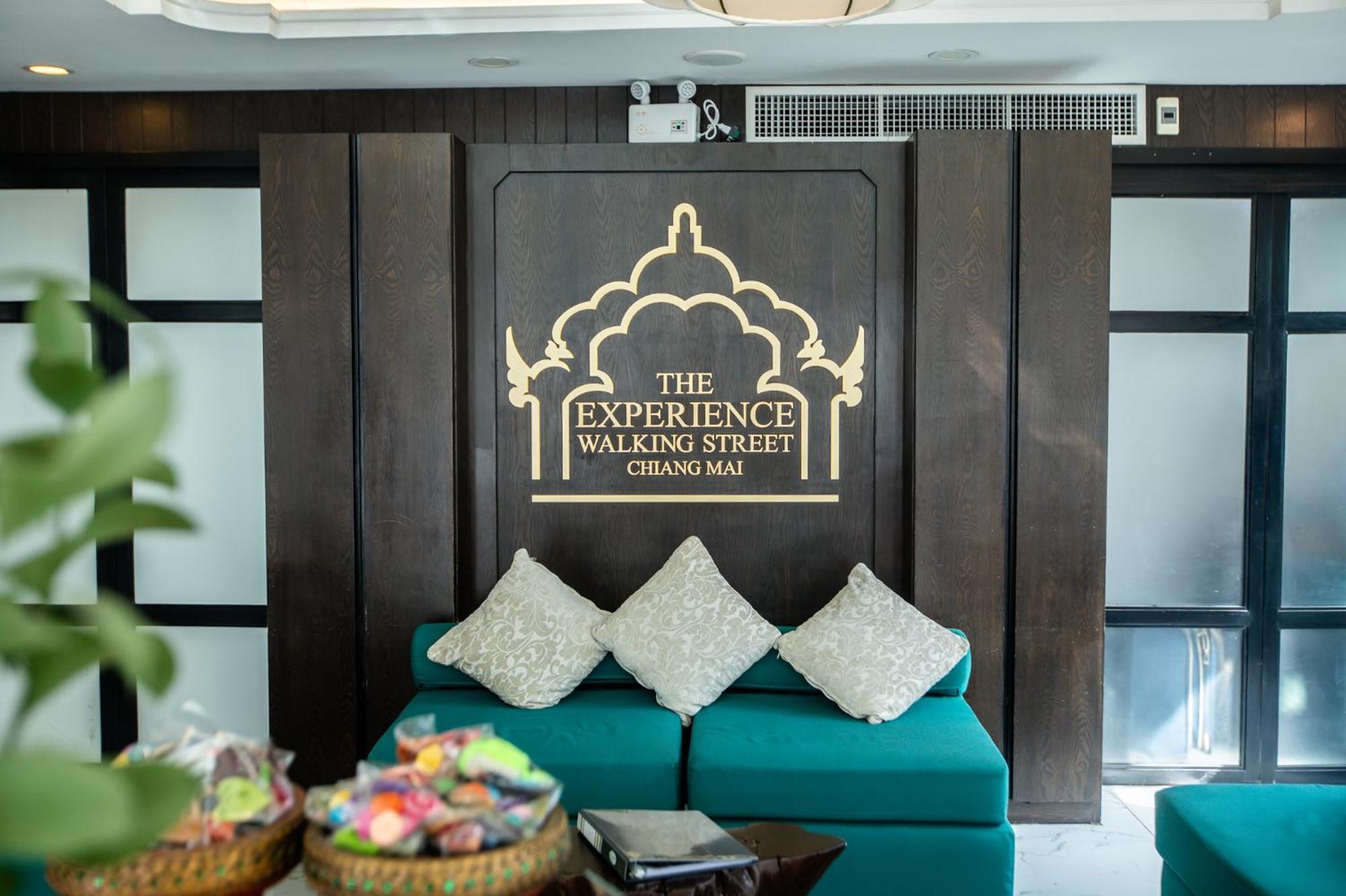 Hotel The Experience Walking Street Chiang Mai Exterior foto