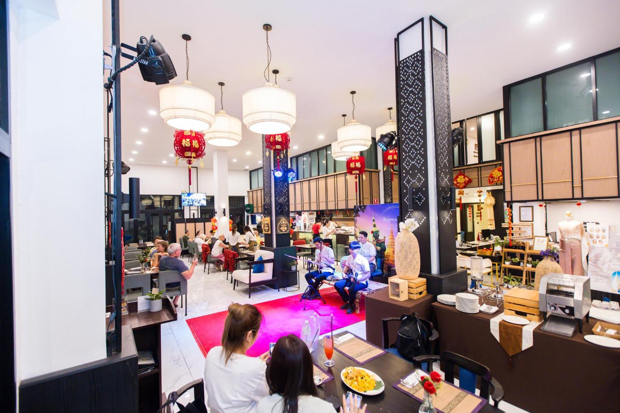 Hotel The Experience Walking Street Chiang Mai Exterior foto