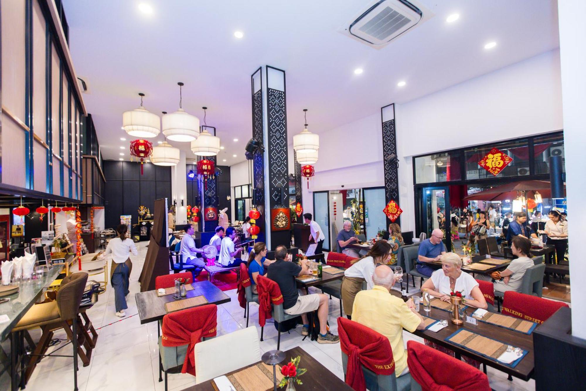 Hotel The Experience Walking Street Chiang Mai Exterior foto