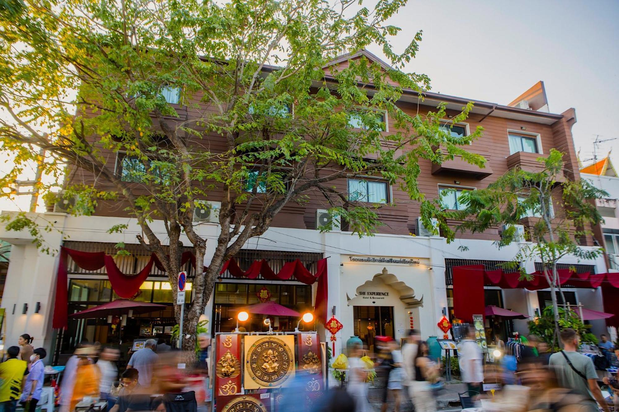 Hotel The Experience Walking Street Chiang Mai Exterior foto