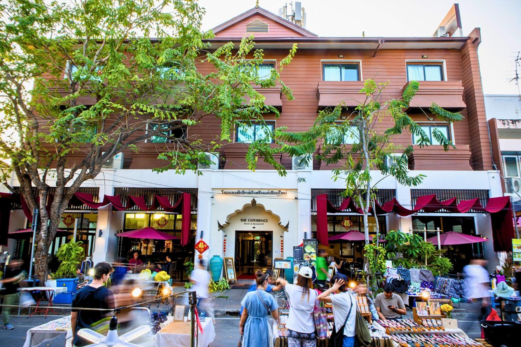 Hotel The Experience Walking Street Chiang Mai Exterior foto